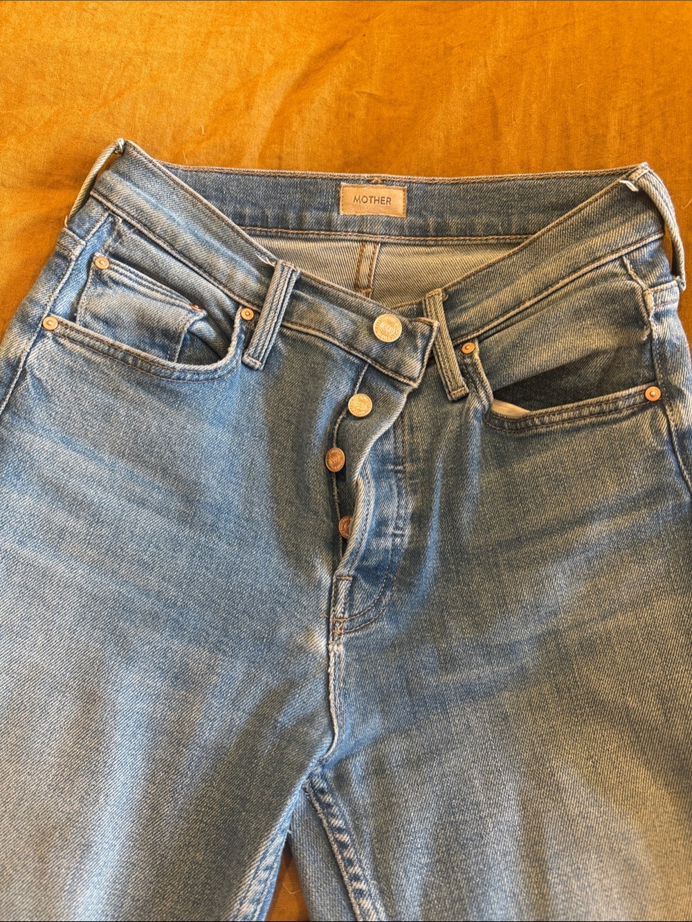 MOTHER High-Rise Button-Fly Jeans - Light Blue Denim TOMCAT ANKLE FRAY 25